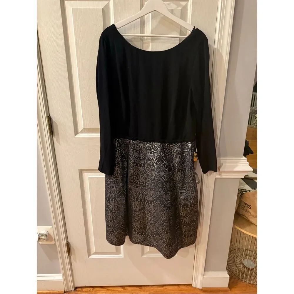 Theia Black Wide Neck Black & Silver Full Skirt Party Dress sz 18 EUC